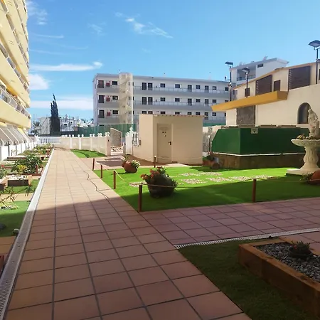 Arenas 50, 100 Mt D Playa Ingles Daire *